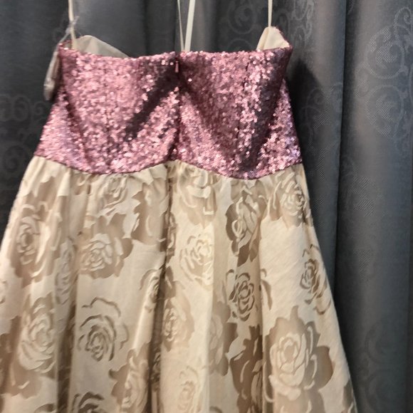 Unique Short Junior Prom Bridesmaid Dress, Size 18 Dusty Rose Pink Rg$499 - Picture 9 of 10